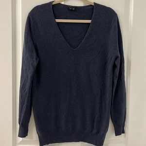 Theory 100% cashmere v neck sweater